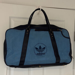 Adidas bag Vintage 1970's Trefoil Blue Duffel gym bag full zipper top handles